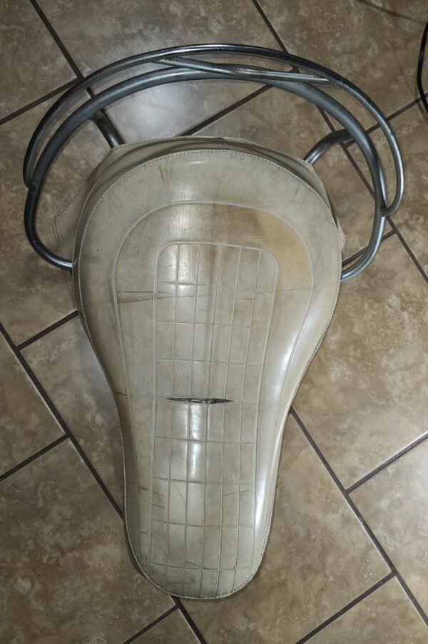 HARLEY DAVIDSON BUDDY SOLO SEAT PANHEAD KNUCKLEHEAD FLATHEAD WITH GRAB RAIL & SPRINGS - Image 2