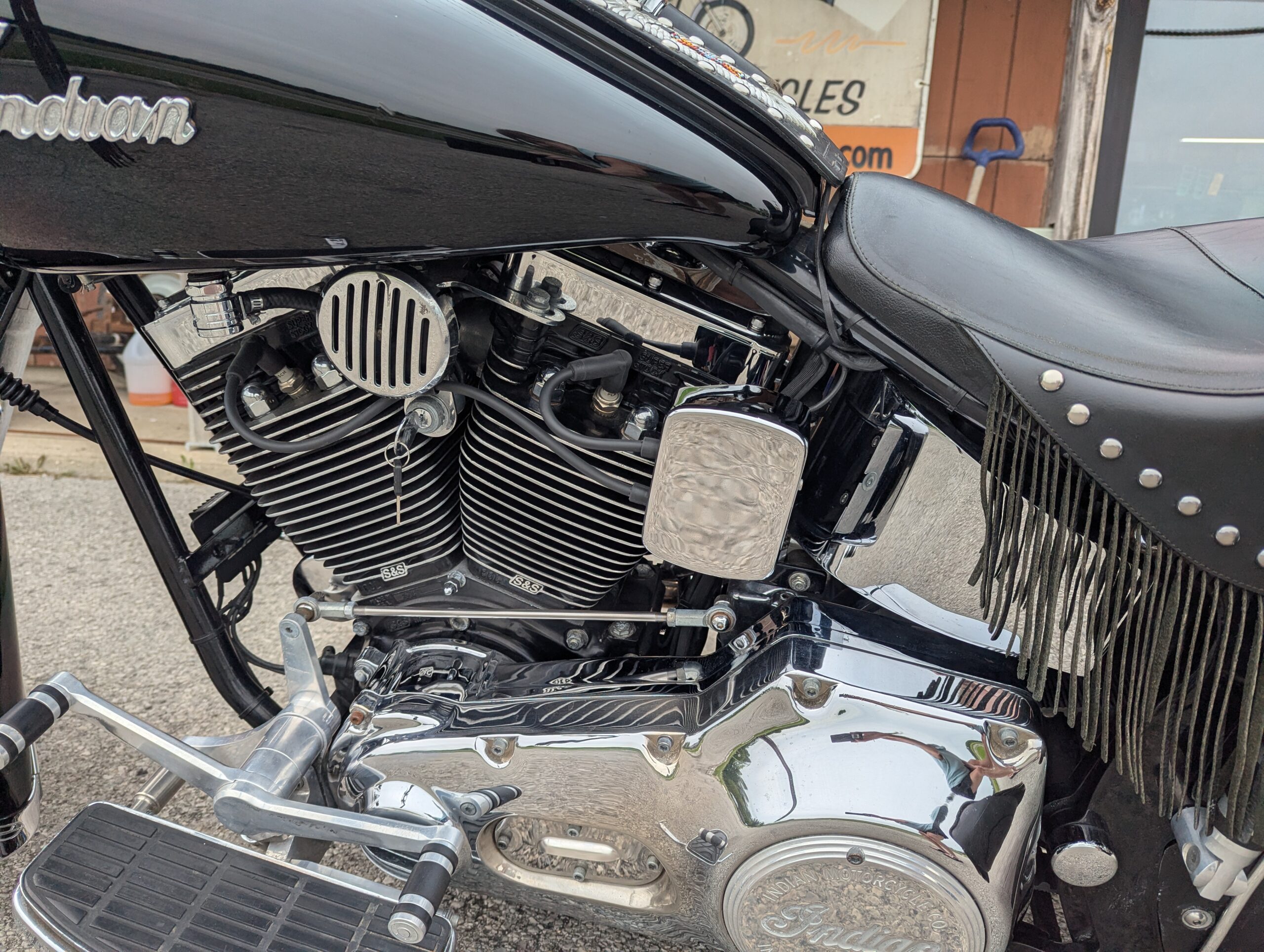 1999 INDIAN CHIEF GILROY MOTORCYCLE LIMITED EDITION - Image 4